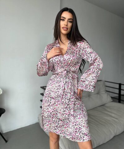 Къс сатенен халат 0001904